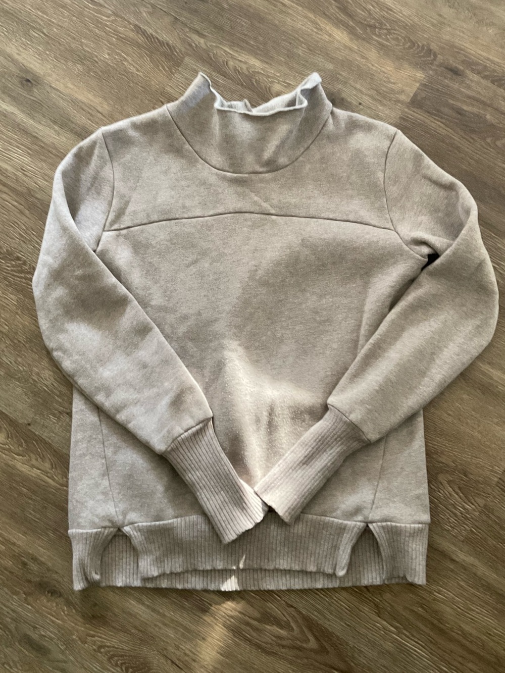 ALO Gray/Brown Women’s Mock Neck pullover